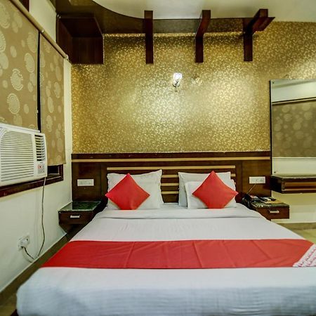 Oyo Hotel Asko International Near Gurudwara Shri Bangla Sahib New Delhi Ngoại thất bức ảnh