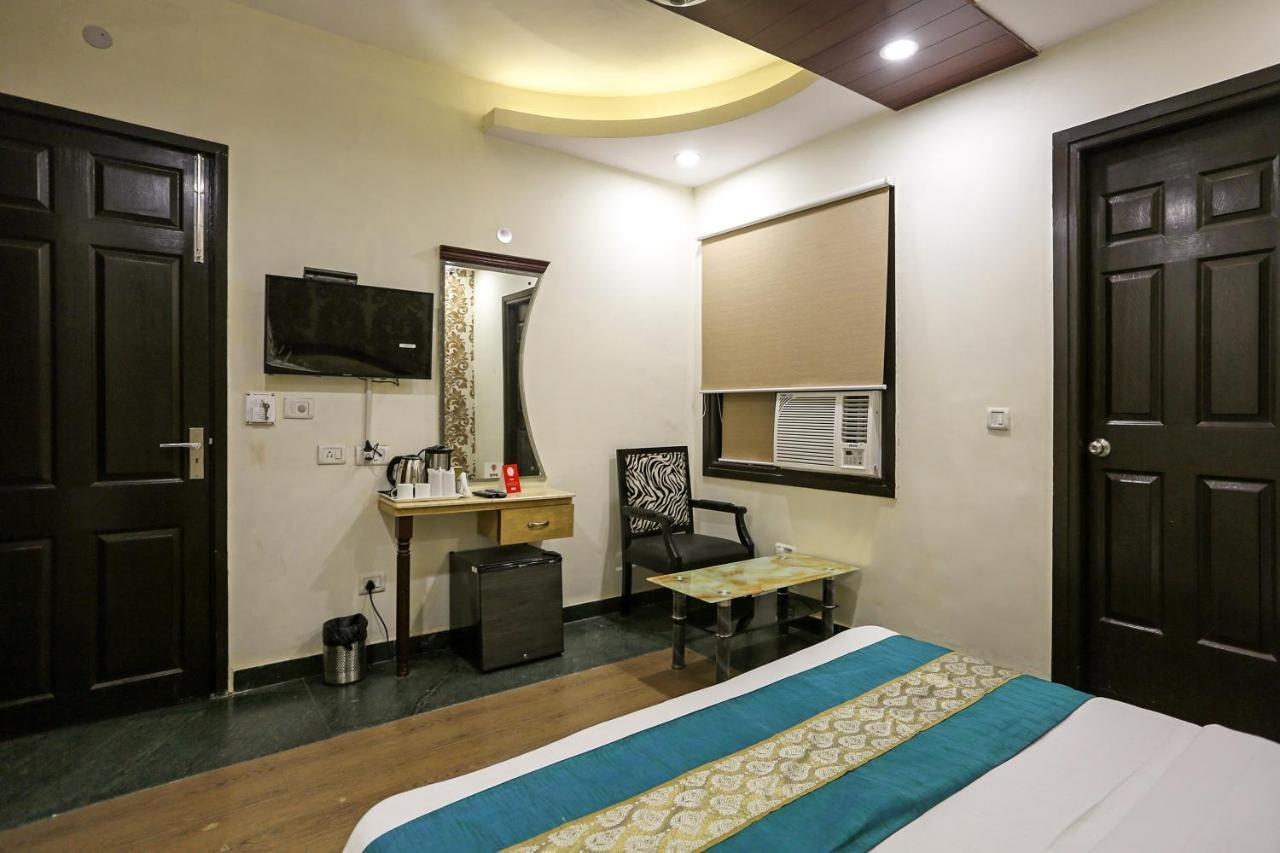Oyo Hotel Asko International Near Gurudwara Shri Bangla Sahib New Delhi Ngoại thất bức ảnh