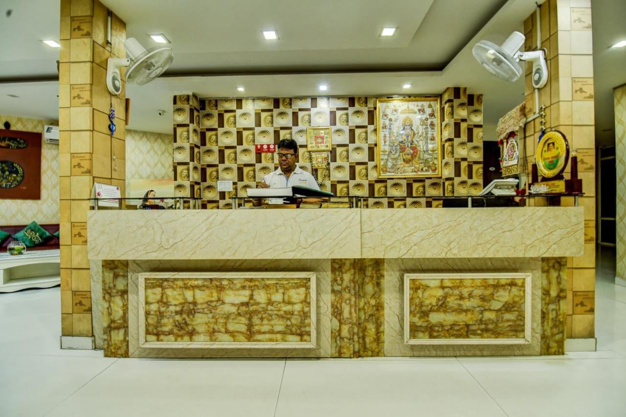 Oyo Hotel Asko International Near Gurudwara Shri Bangla Sahib New Delhi Ngoại thất bức ảnh